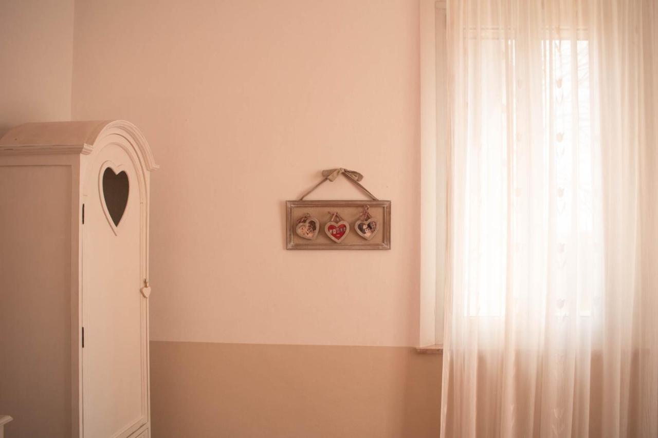 Bed and Breakfast Il Bianconiglio R&B Carraie Экстерьер фото