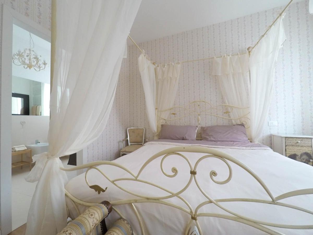 Bed and Breakfast Il Bianconiglio R&B Carraie Экстерьер фото
